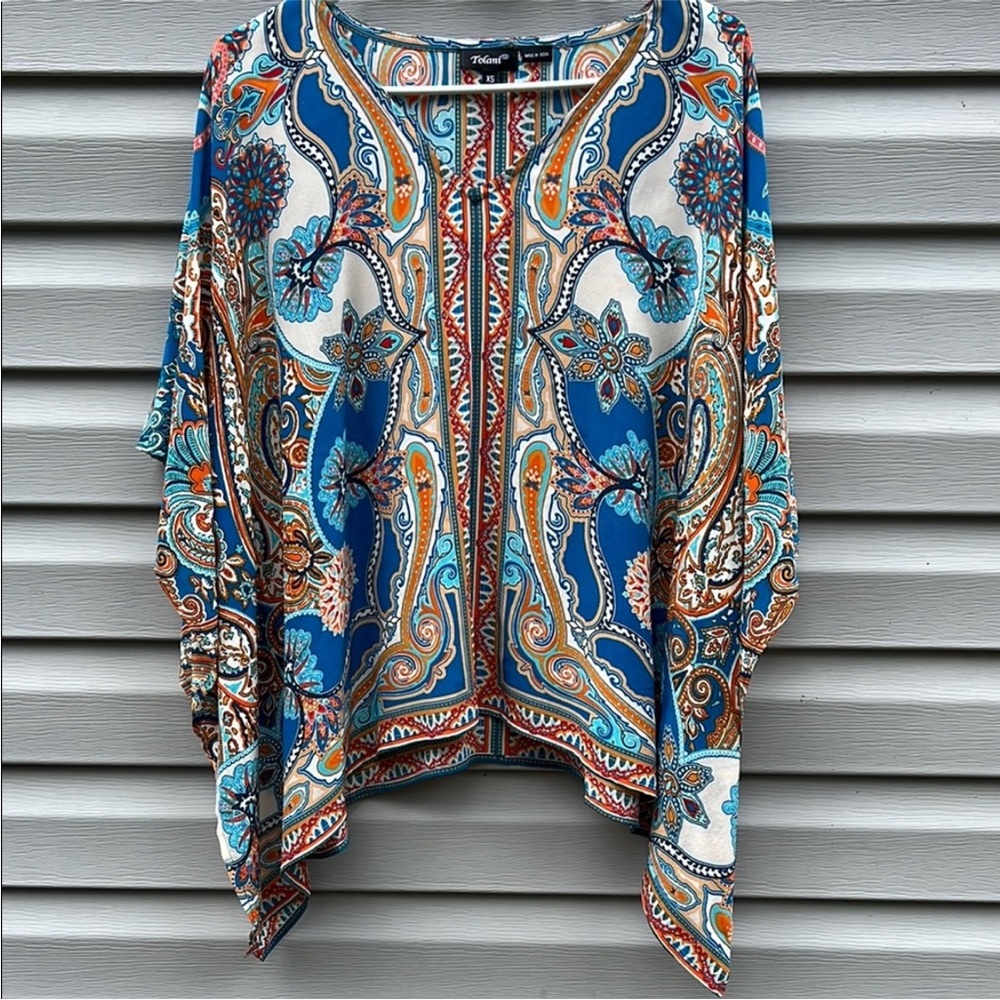 Tolani 100% Silk Bold Geometric Top size Extra Small